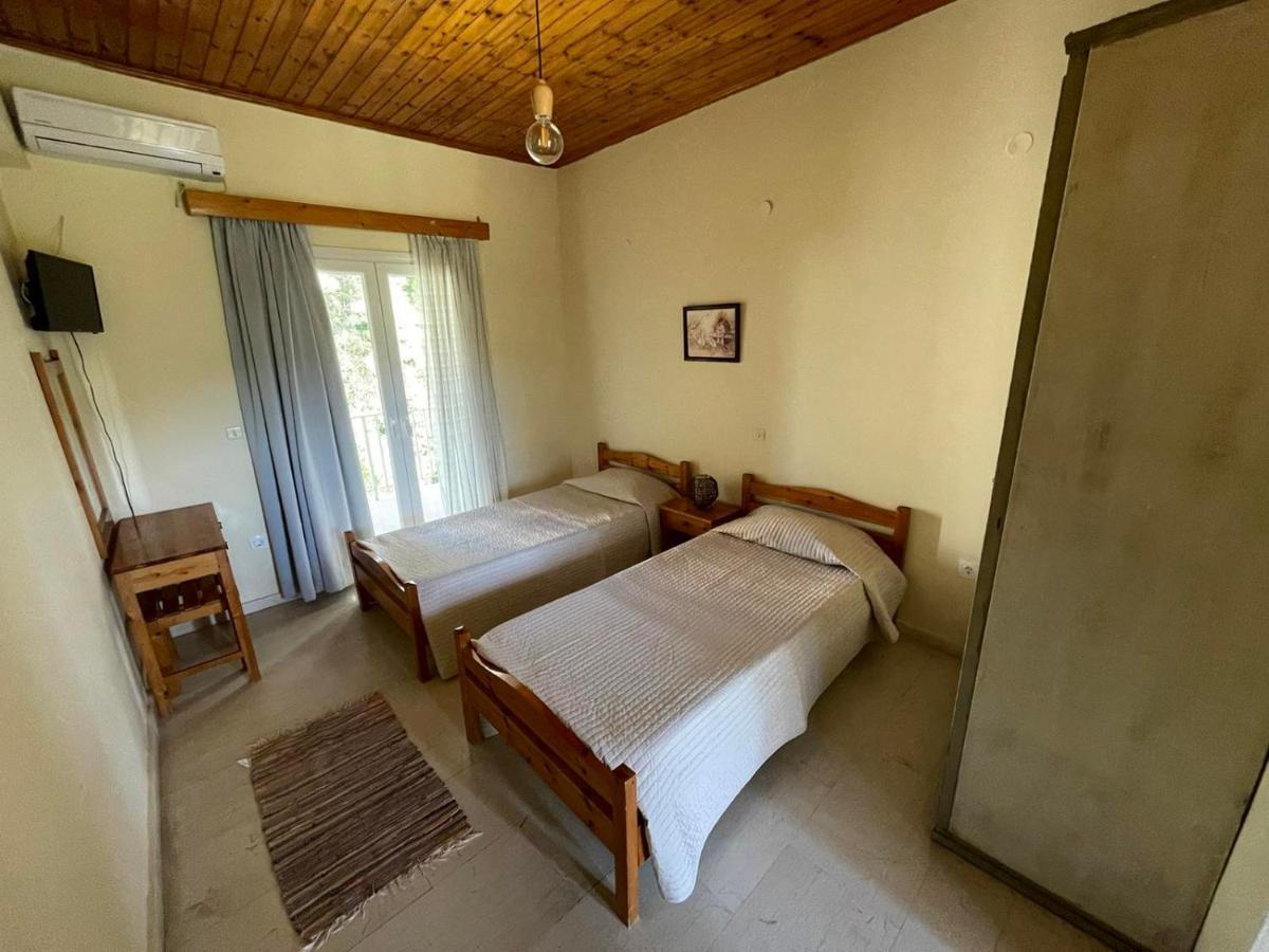 Petros Appartement *