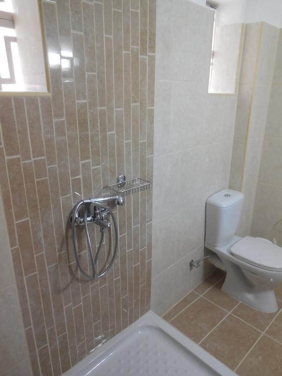 Petros Appartement *